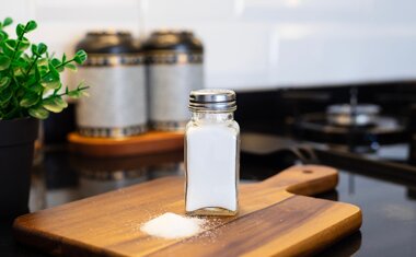 Nutricionista revela 2 segredos de diminuir pressão arterial - e cortar o sal não é uma delas