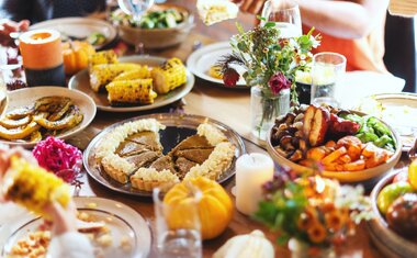 5 alimentos que você deve evitar comer à noite