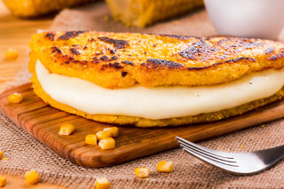 Receitas: Receita de panqueca de milho é prática, rápida e deliciosa; veja o o a o!