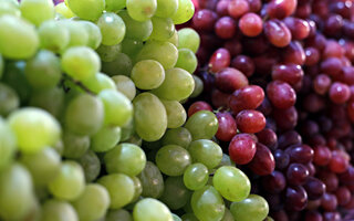 UVAS E UVA A