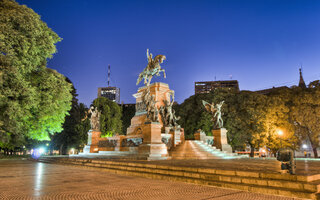 MONUMENTO GENERAL SAN MARTIN
