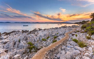 Cres