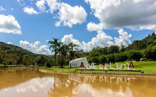 Águas de Lindóia | 112km