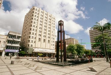Imagem de destaque para Praça do Ferreira