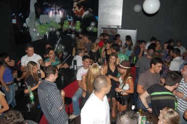 Imagem de destaque para Take One Bar
