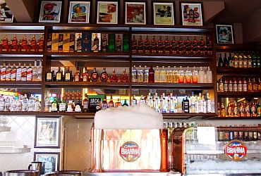 Imagem de destaque para Bomm Bar