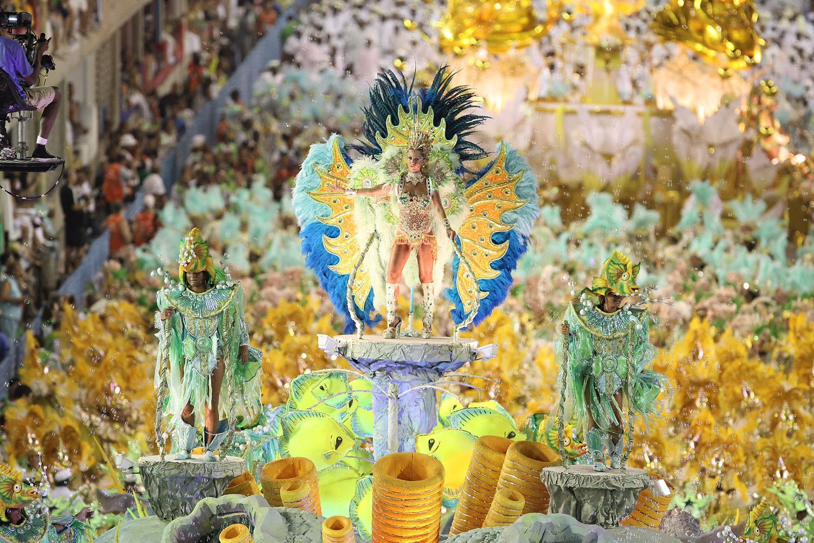 Viagens: Desfile das Campeãs RJ 2012