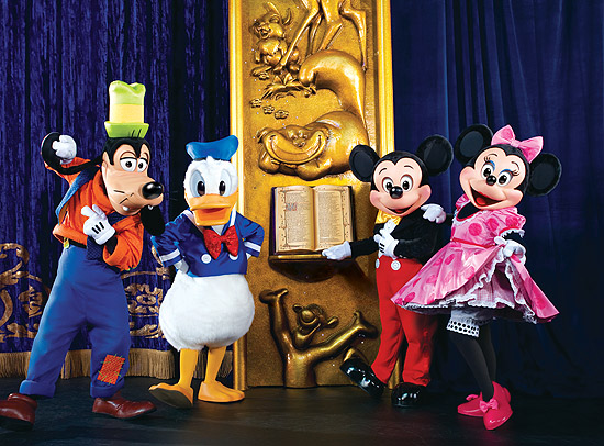 Arte: Disney Live - Três Contos Clássicos