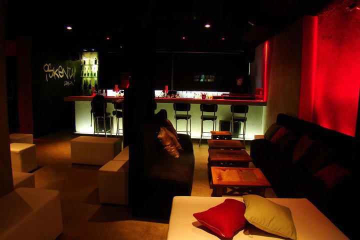 Imagem de destaque para Black Bar